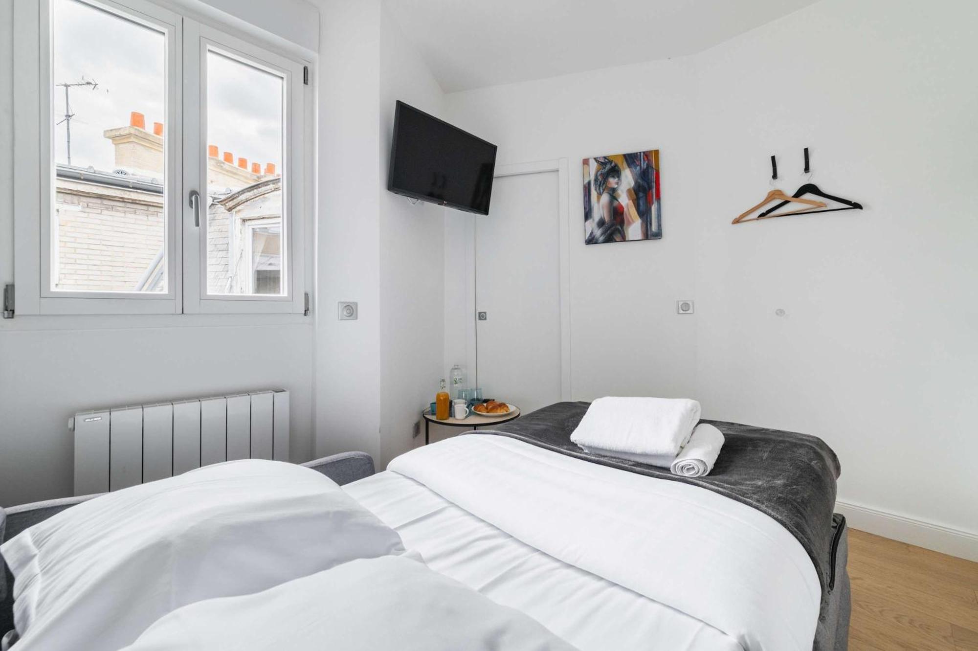 Cosy Metro Pereire 17 - 2p Apartment Paris
